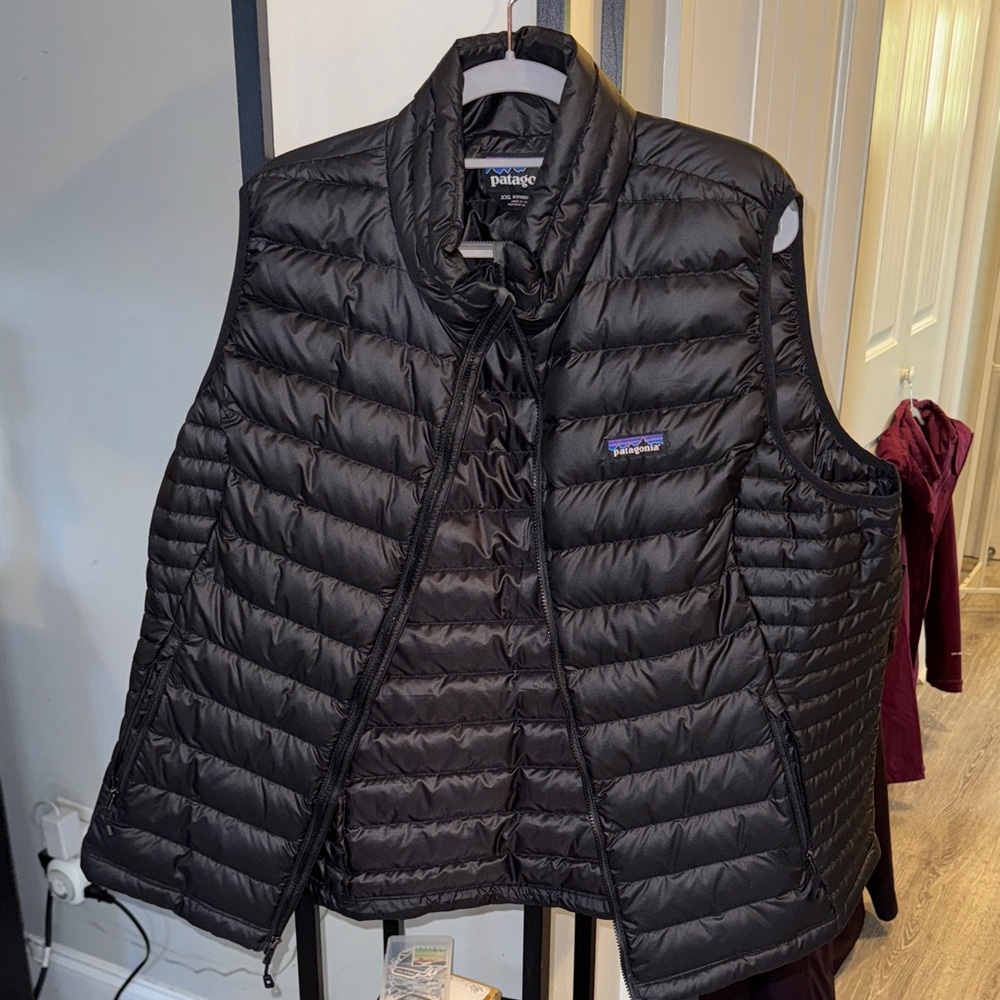 Patagonia Women's Quilted Black Vest